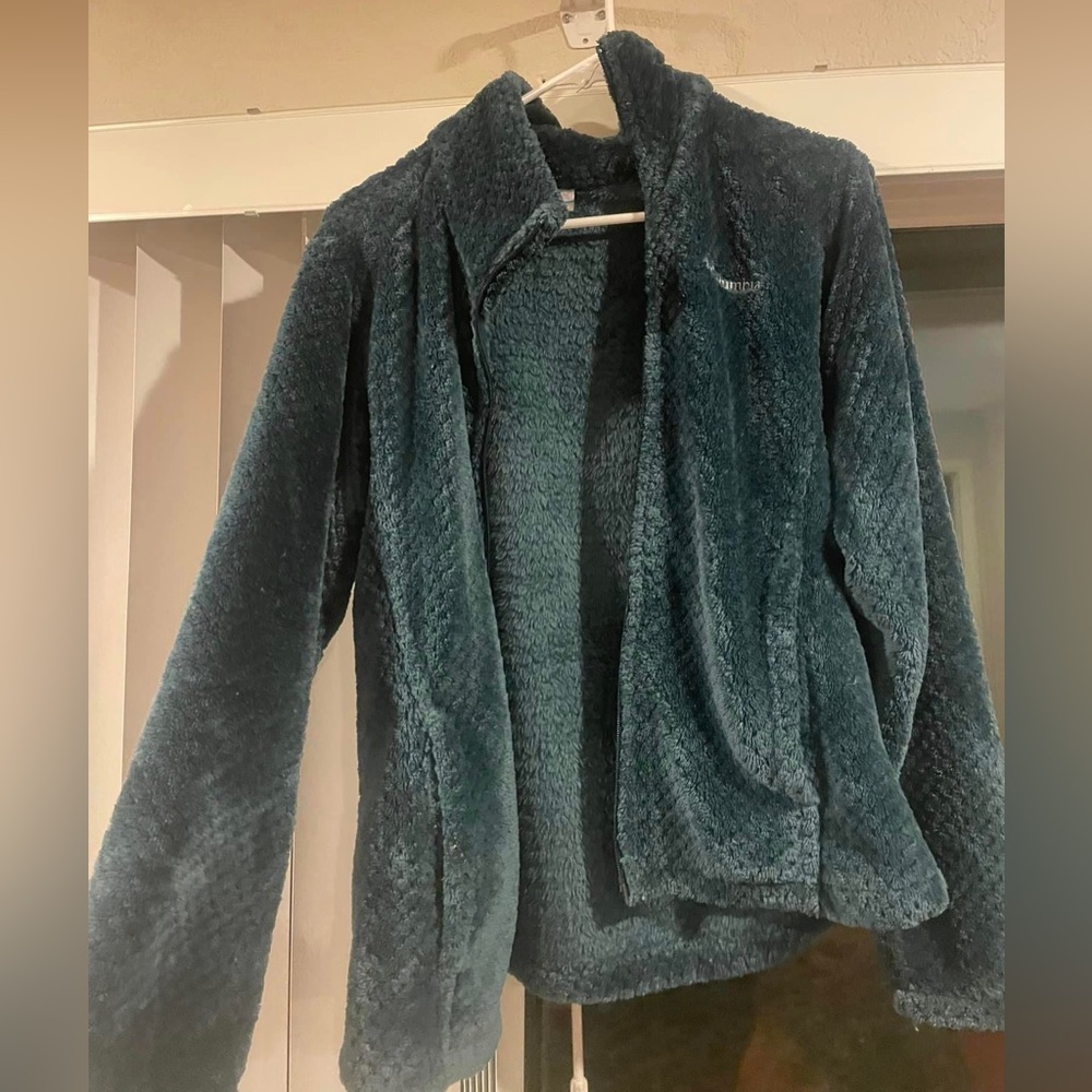 fuzzy comfy columbia jacket